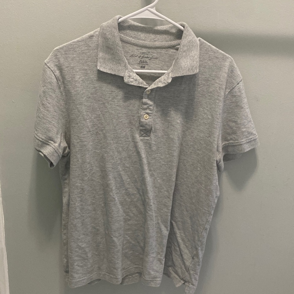 Large, soft gray polo shirt from H&M